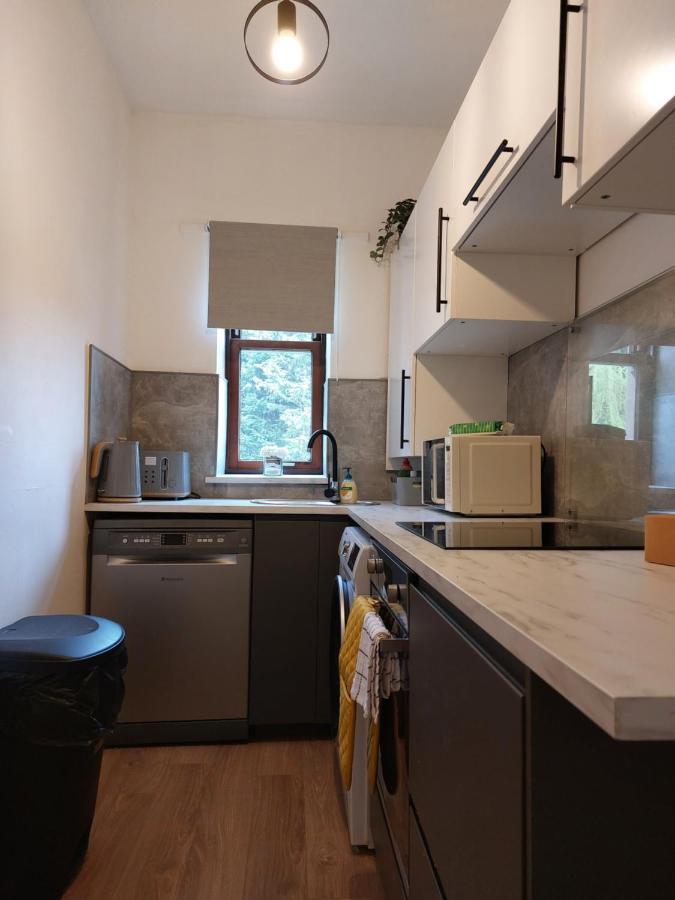 Апартаменты Modern & Bright, G/F, 1Br Apt. Real Hidden Gem Гамильтон Экстерьер фото